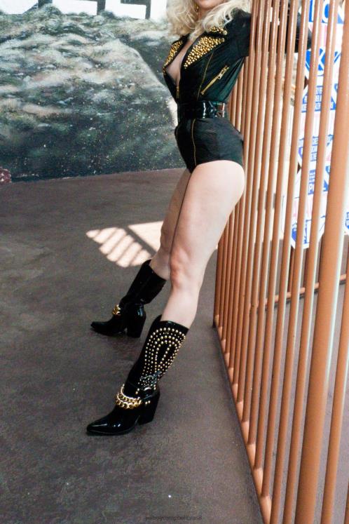 Jeffrey Campbell mulheres B0VBD427 ouro preto enrugado botas de tornozelo estefan