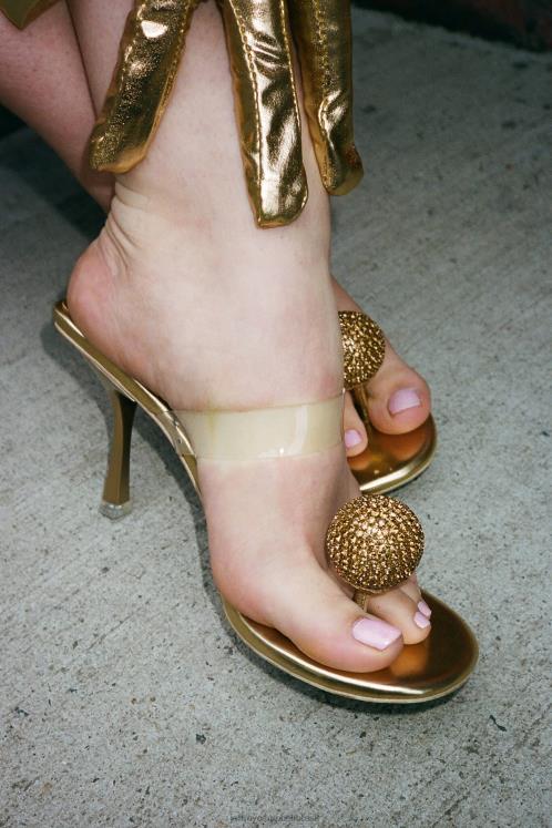 Jeffrey Campbell mulheres B0VBD1502 ouro claro sandália de salto alto polido